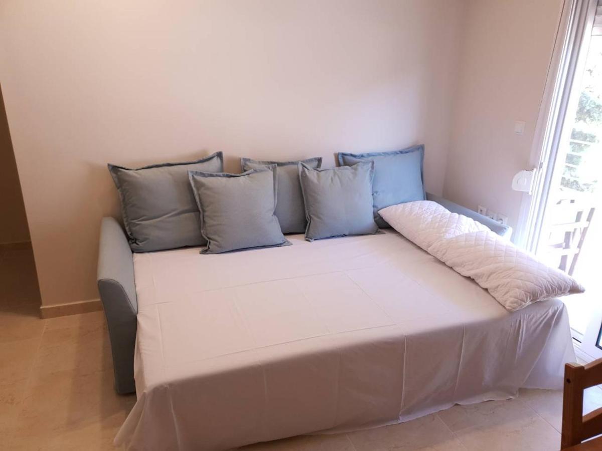Siviri Forest View Apartment Bagian luar foto